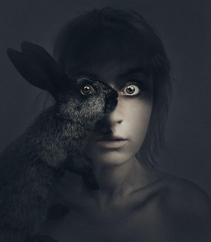 (Flora Borsi)