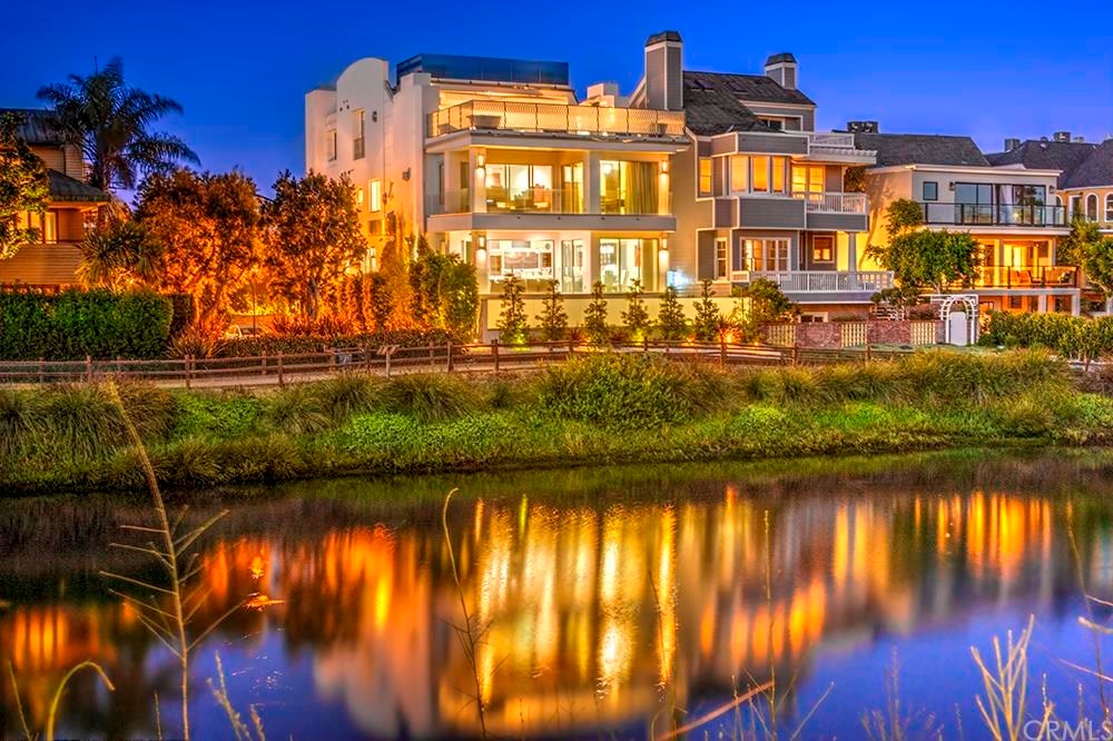 (Zillow)