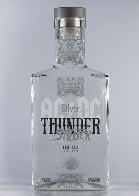 (© AC/DC Thunderstruck)