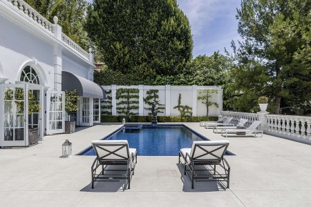 Broccoli Estate