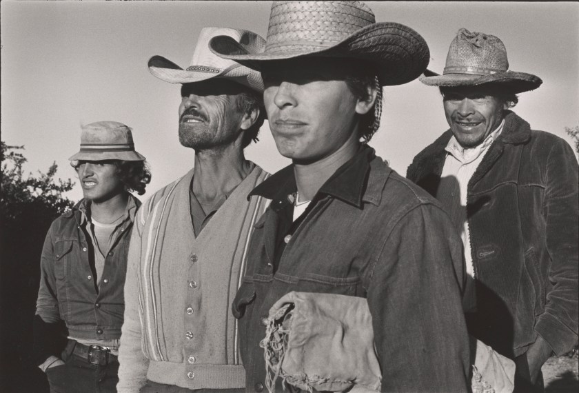 “Maricopa County, Arizona,” 1977. Vintage gelatin silver print. (Danny Lyon, courtesy Edwynn Houk Gallery, New York)