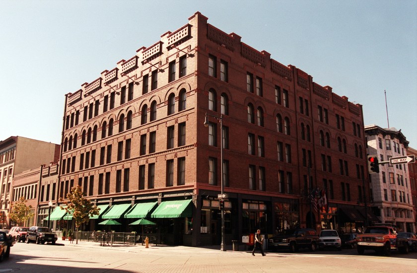 The exterior of the Oxford Hotel at 1600 17th Street in downtown Denver. (Lyn Alweis/The Denver Post via Getty Images)