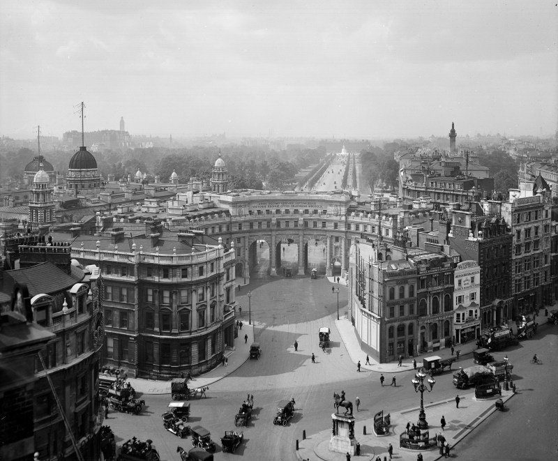 Admiralty Arch, The Mall, Westminster, London in 1923. It was designed by Sir Aston Webb and built in 1910 as part of the Queen Victoria memorial scheme. The central archway is used only on ceremonial occasions. (English Heritage/Heritage Images/Getty Images)