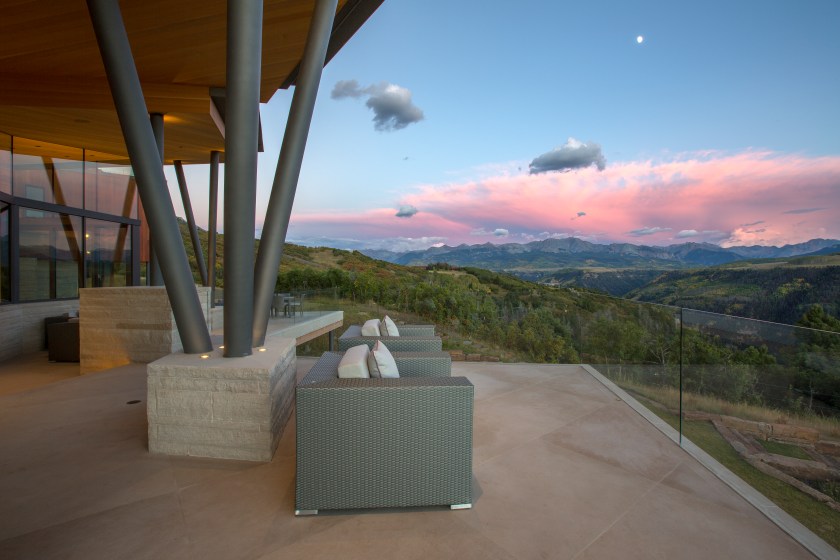 Sunset Ridge Property