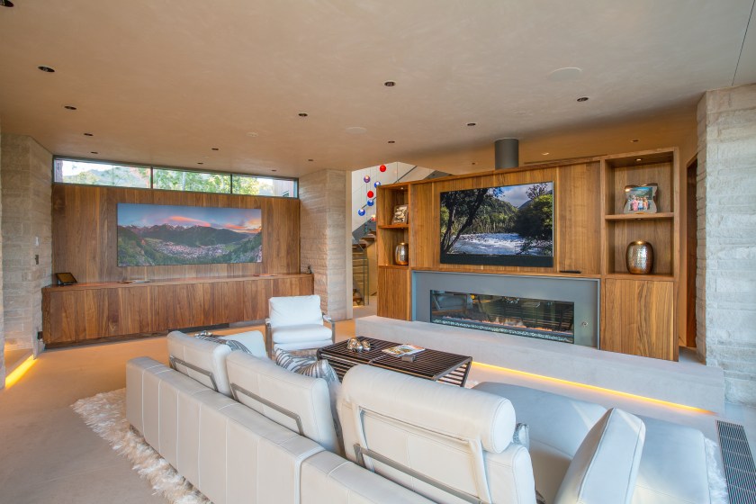 Sunset Ridge Property