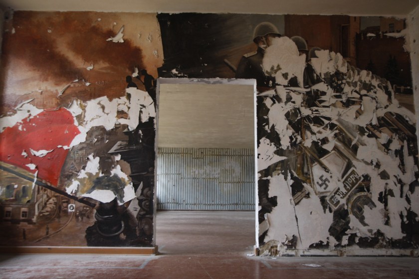 (GERMANY OUT) Germany - Brandenburg - Elstal: Deserted houses for the athletes in the former Olympic Village (Olympic Games 1936 in Berlin). Hindenburghaus (Photo by Montag/ullstein bild via Getty Images)