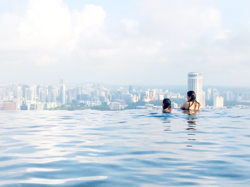 Infinity Pool at Marina Bay Sands Hotel in Singapore (Ariane Soldevilla/ EyeEm/Getty Images)