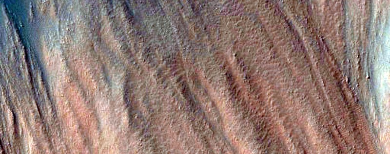 (NASA/JPL/University of Arizona)