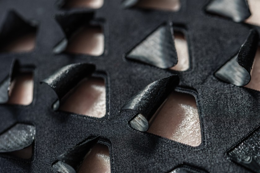 Macroscopic view of the bio- hybrid film that reacts to sweaty skin (bioLogic)