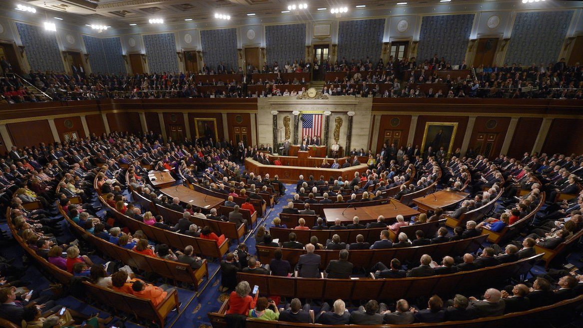 US President Barack Obama delivers the State of the Union Address during a Joint Session of Congress at the US Capitol in Washington, DC, January 12, 2016. AFP PHOTO / SAUL LOEB / AFP / SAUL LOEB        (Photo credit should read SAUL LOEB/AFP/Getty Images)