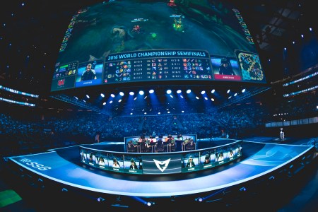 (Riot esports)