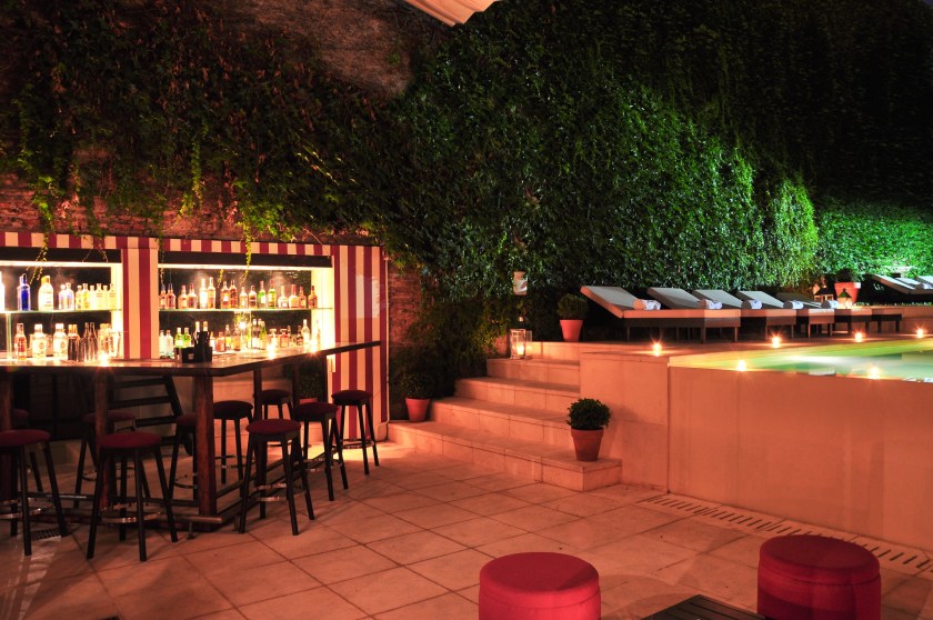 The Clubhouse bar (Oasis Collections)