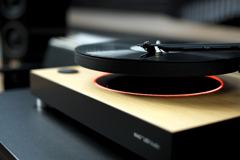 Levitating Turntable
