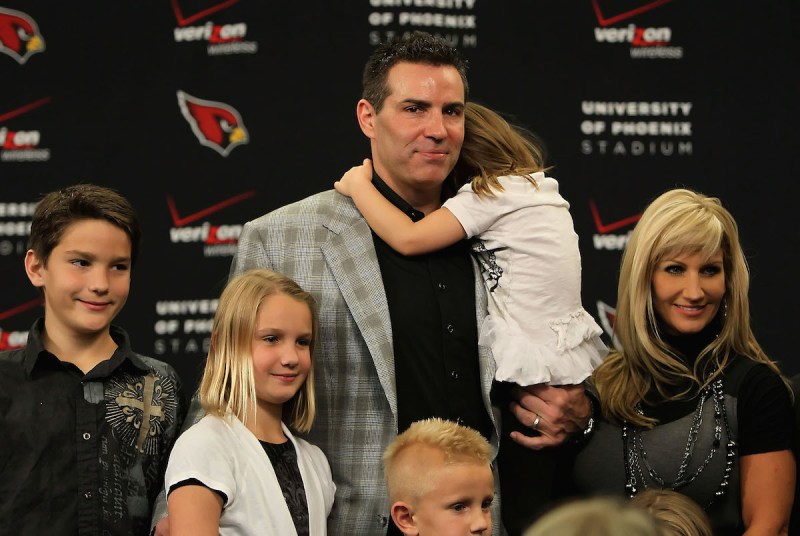 Quarterback Kurt Warner of the Arizona Cardinals announces his retirement from football during a press conference at the team's training center auditorium on January 29, 2010 in Tempe, Arizona.