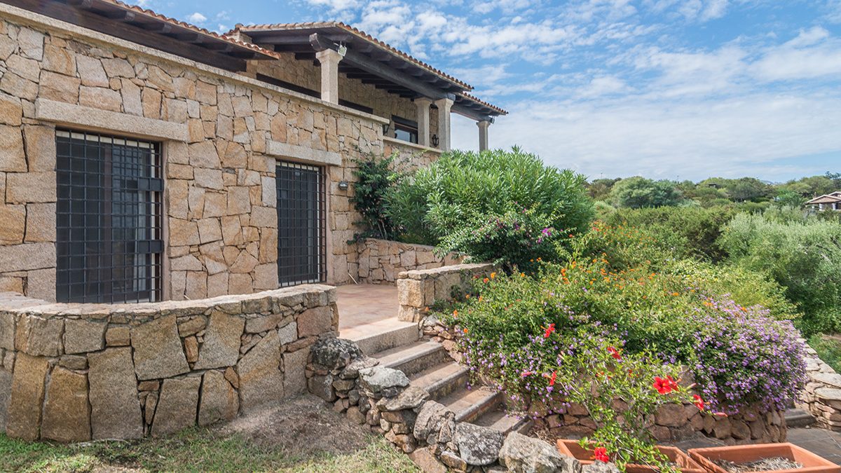 Sardinian Villa With Secret Garden