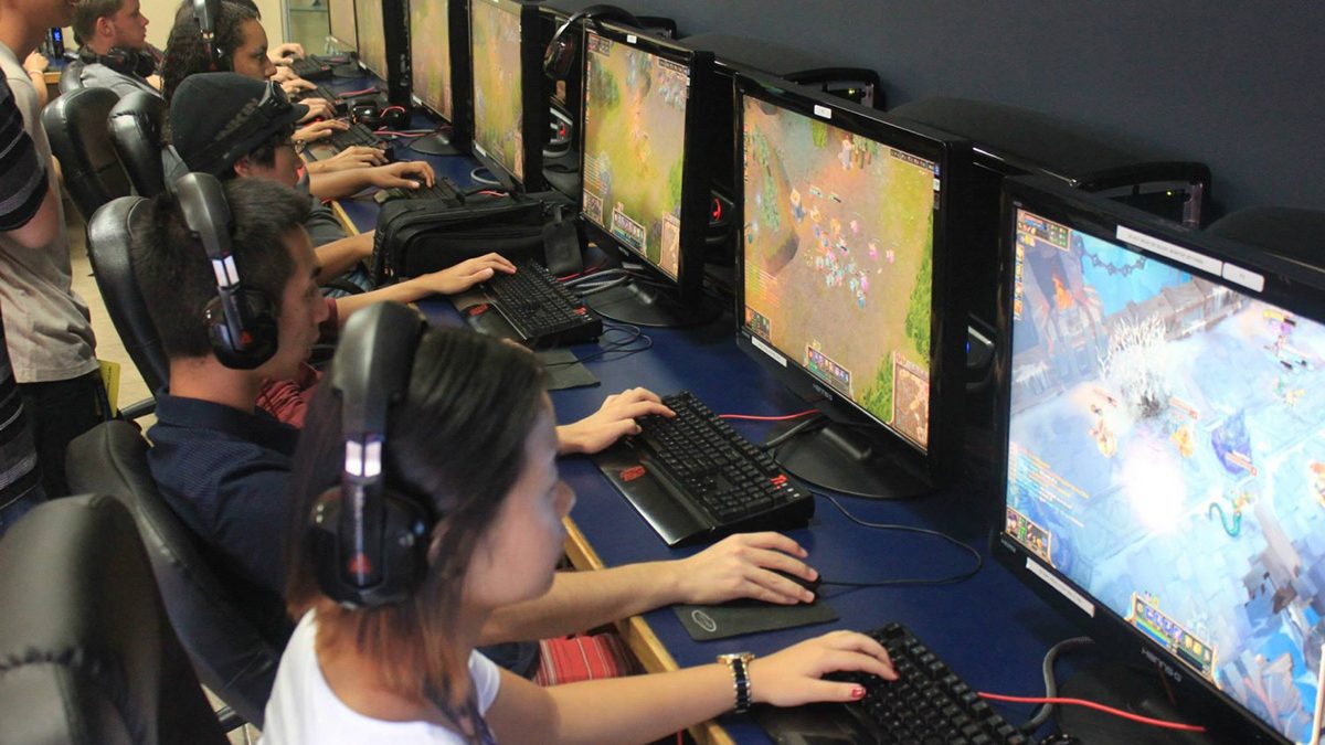 Scholarships in eSports