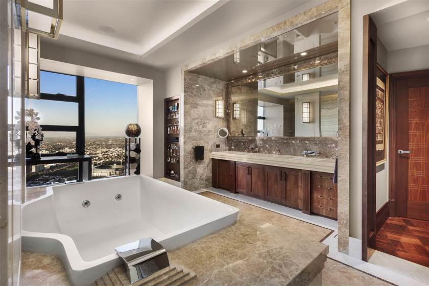 (Sotheby's International Realty)