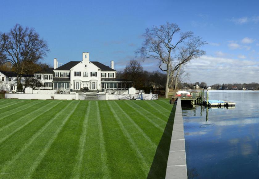 Donald Trump's First Mansion