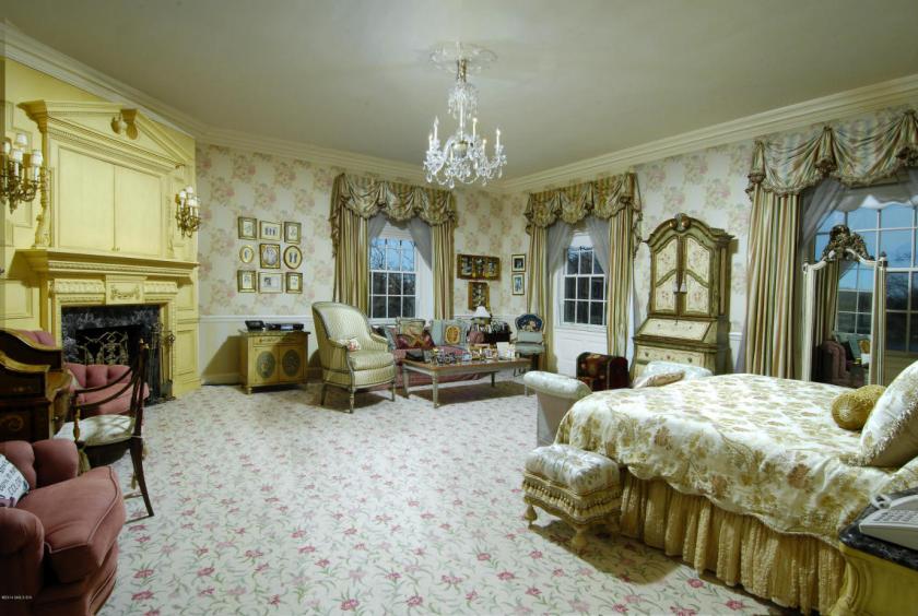 Donald Trump's First Mansion