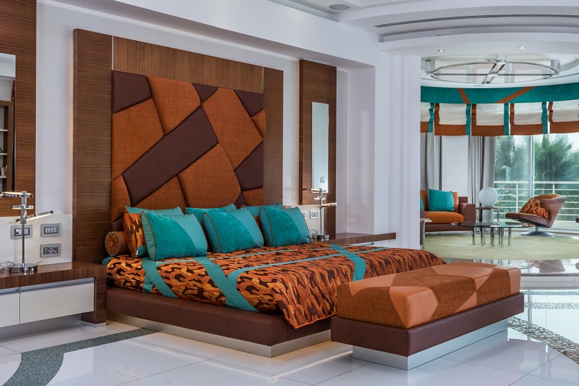 Emirates Hills Mansion