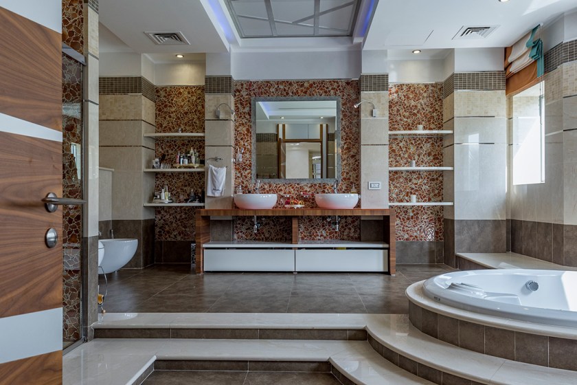 Emirates Hills Mansion