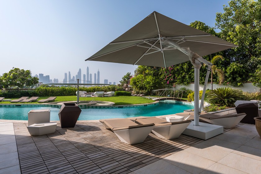 Emirates Hills Mansion