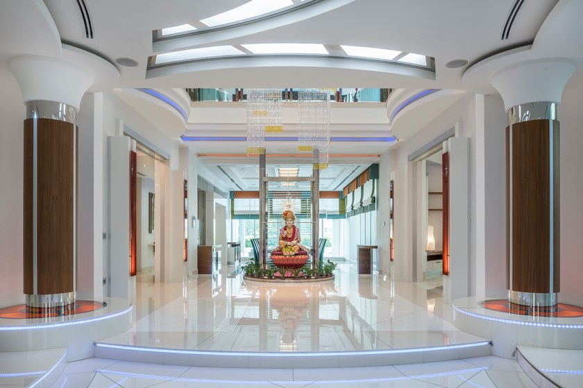 Emirates Hills Mansion