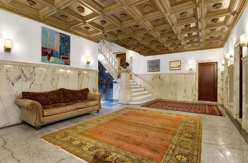 Kleeberg Residence Auction