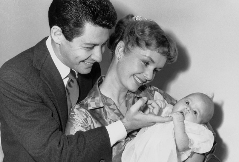 Eddie Fisher and Debbie Reynolds with their daughter Carrie Fisher. (Getty Images)