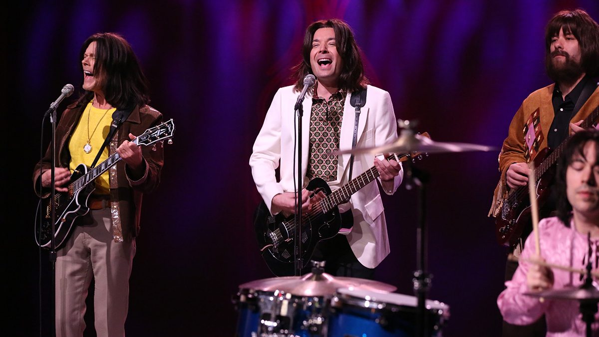 Kevin Bacon and Jimmy Fallon Do the First Draft of The Kinks' Lola