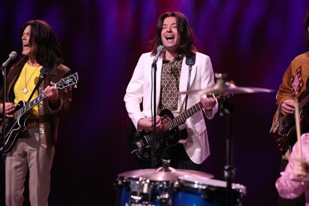Kevin Bacon and Jimmy Fallon Do the First Draft of The Kinks' Lola