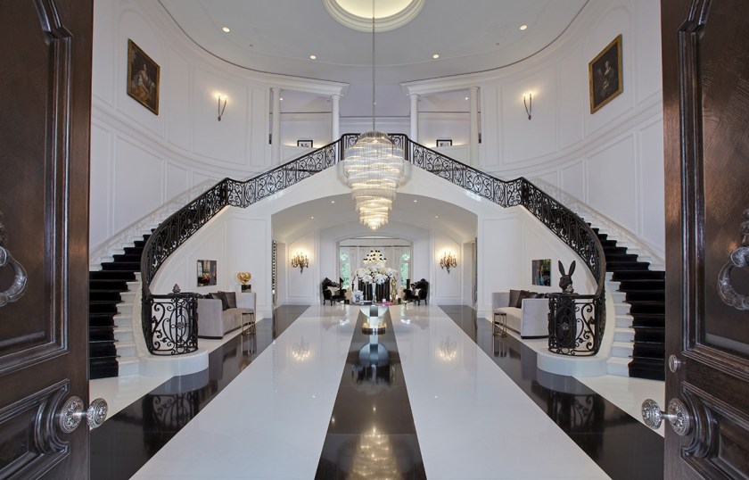 L.A.'s the Manor