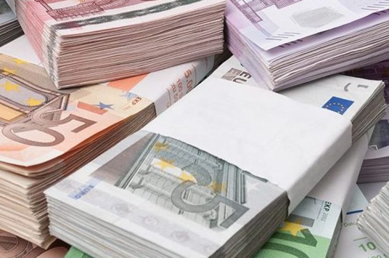 Euro banknotes