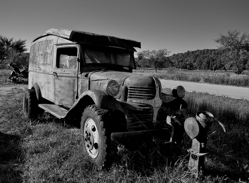 Moonshiner Wagon