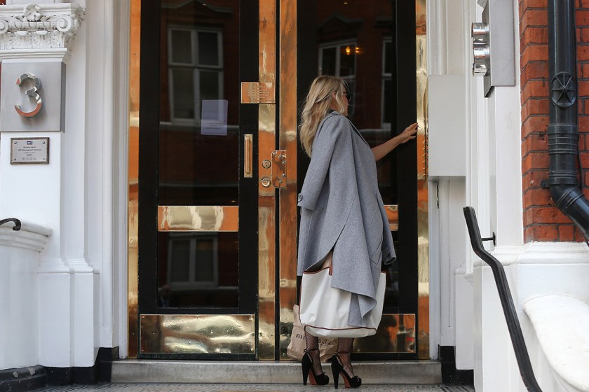 Pamela Anderson, Julian Assange: The World's Strangest Couple