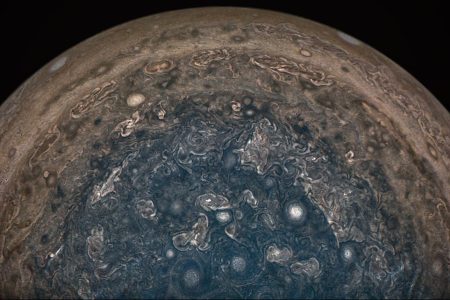 (NASA)