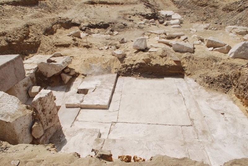 Pyramid discovered south of Cairo
