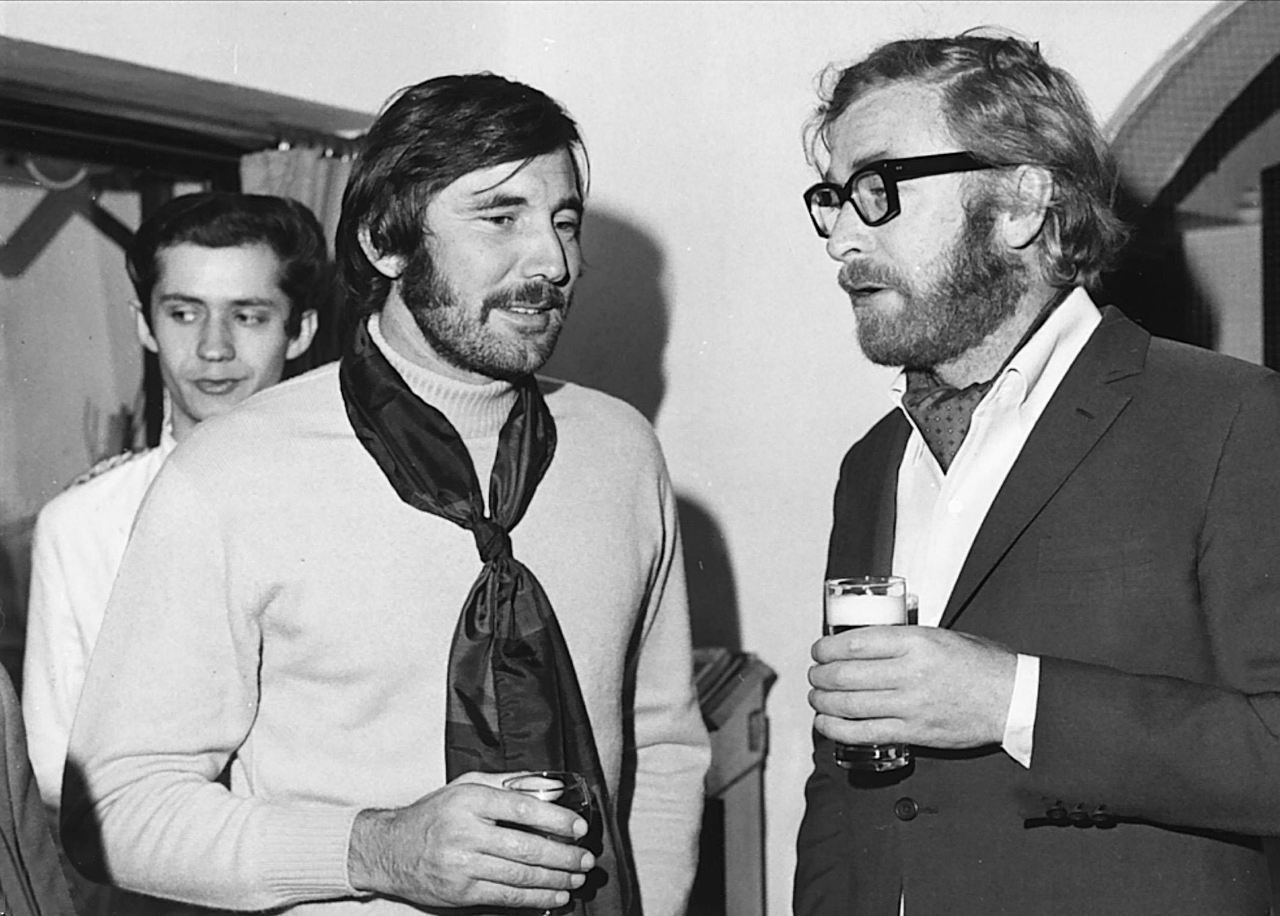 George Lazenby, the One-Time Bond, Learns to Live and Let Live