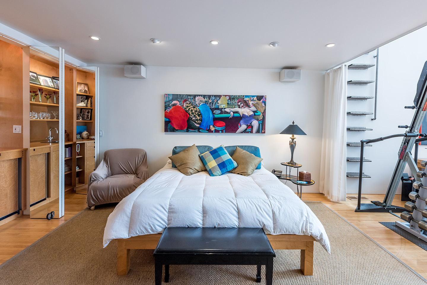 Eric Clapton's former home 16 Paloma Avenue