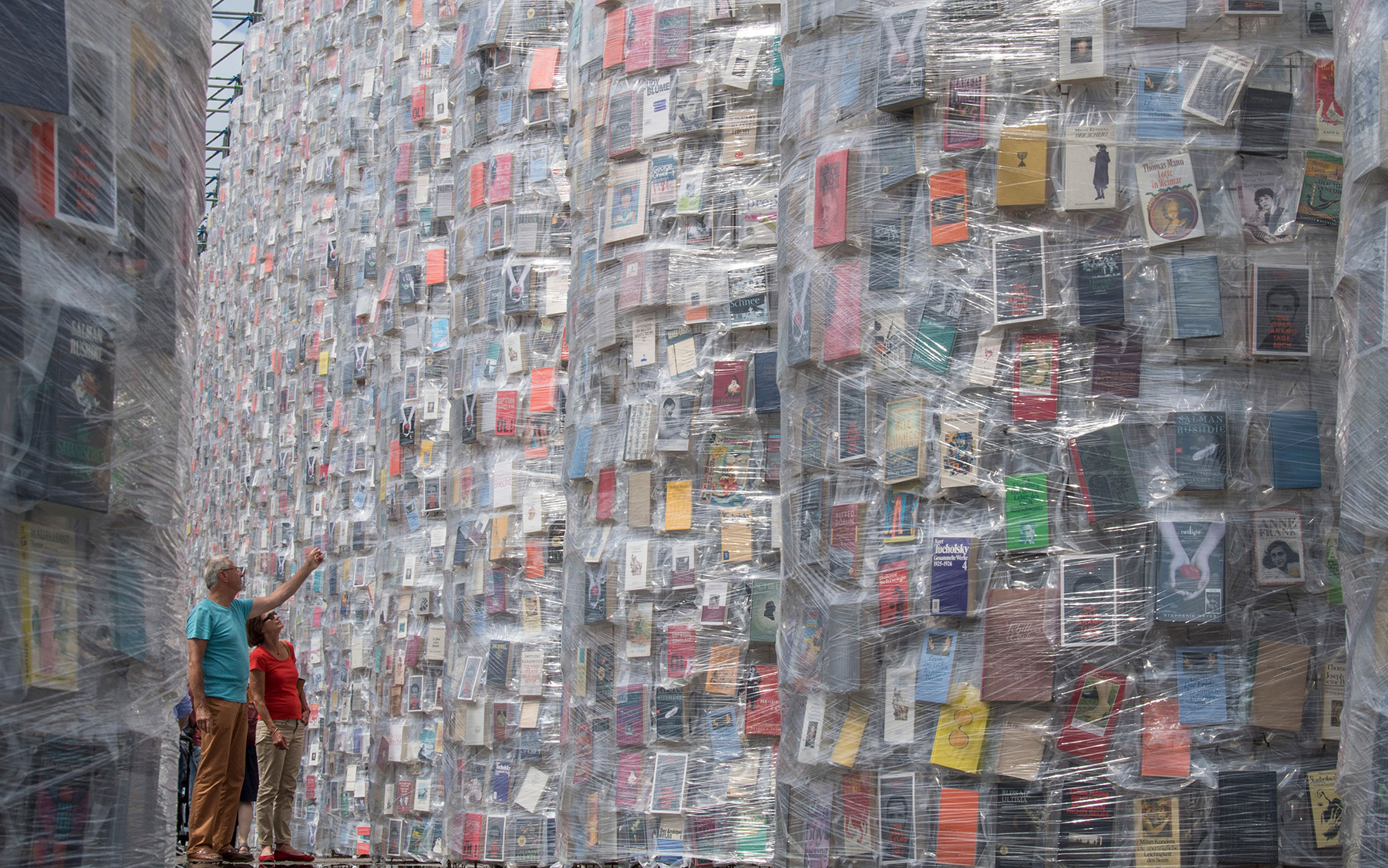 All the Places Art-World Insiders Are Flocking to This Summer