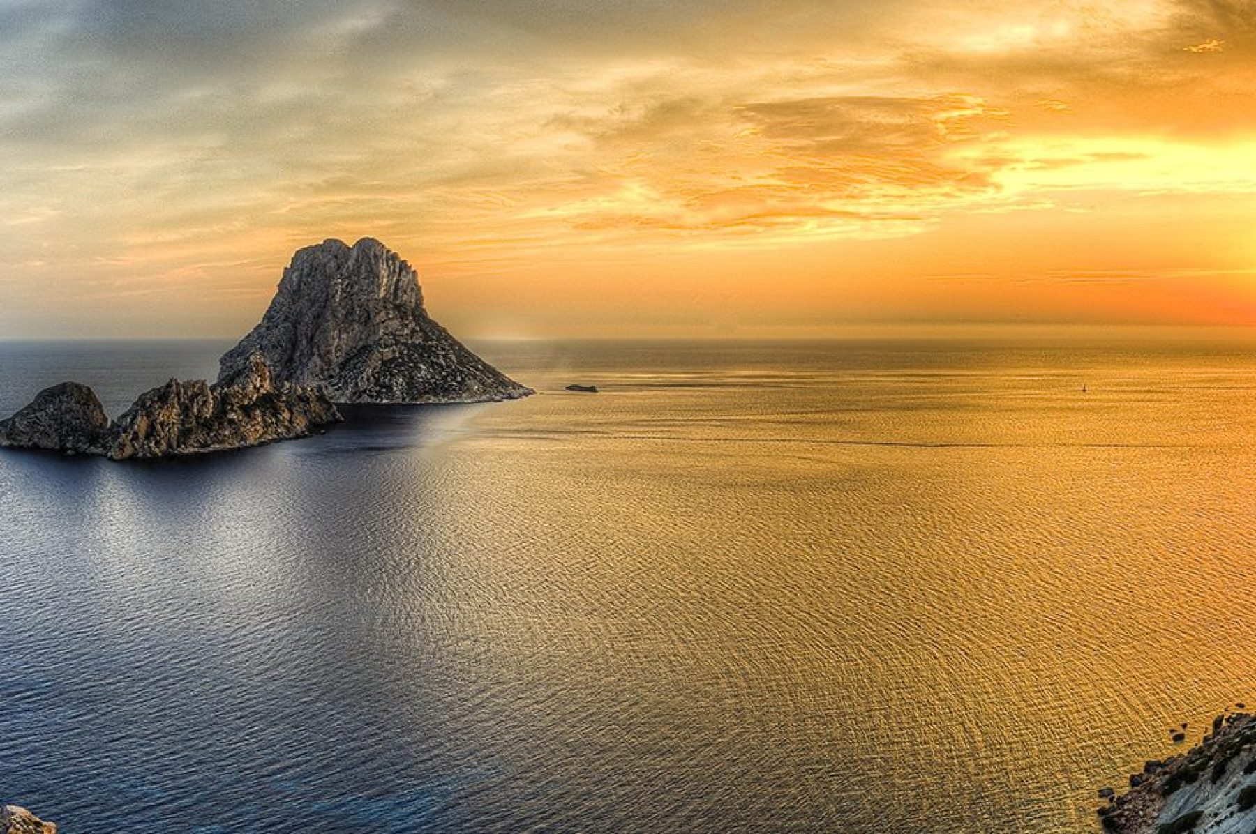 Exploring Ibiza, One Luxury Villa at a Time