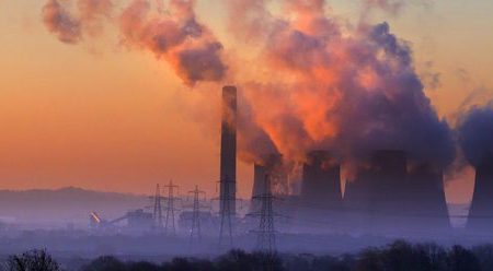 Fiddlers Ferry powerstation in Warrington, UK. (Getty)
