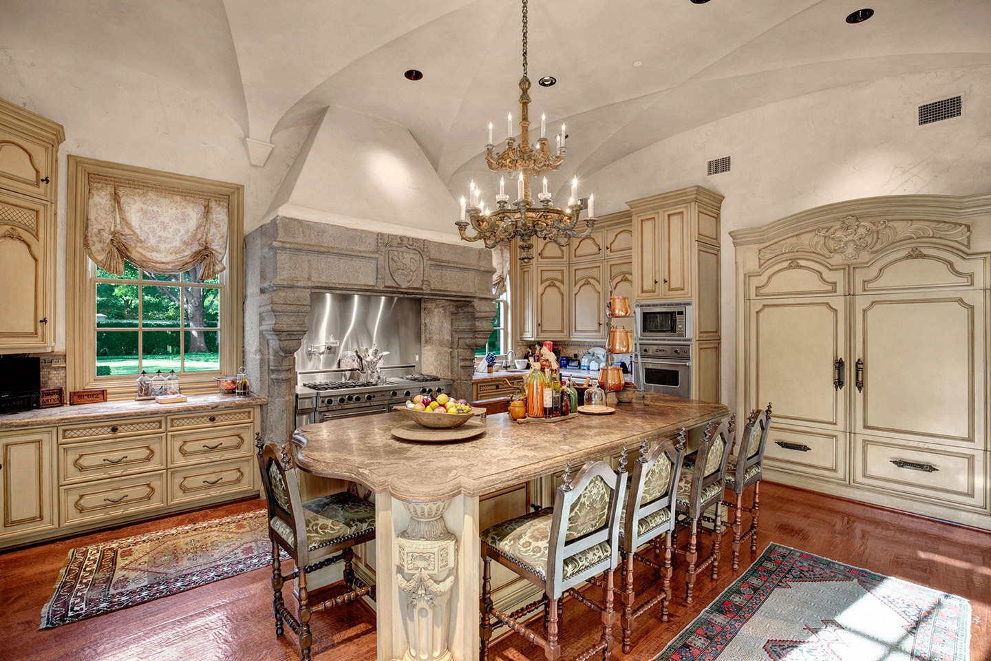 10777 Strait, Dallas, TX