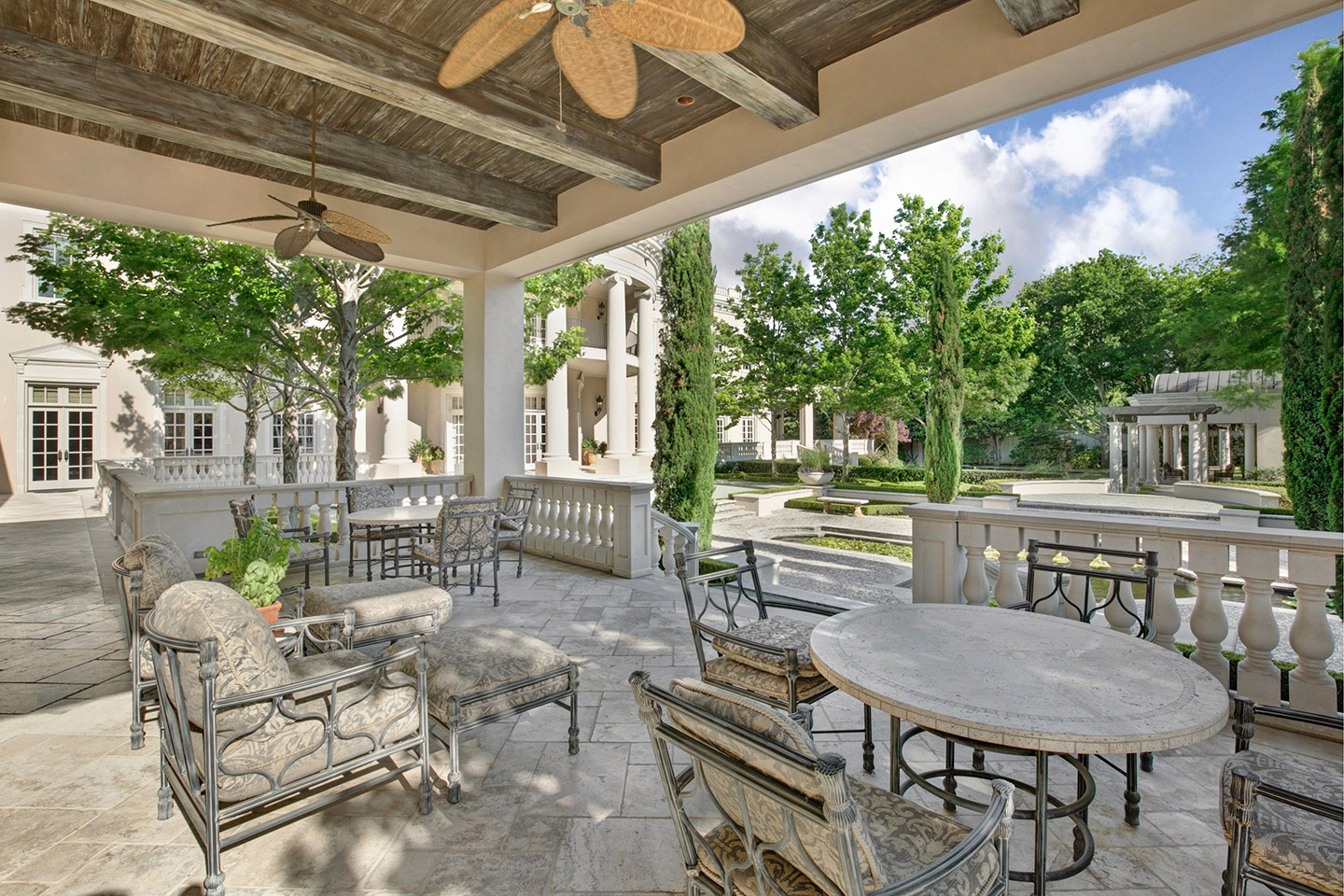 10777 Strait, Dallas, TX