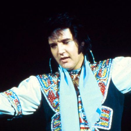 Photo of Elvis Presley.
