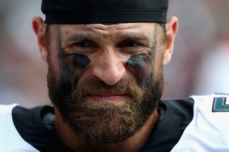 Eagles' Chris Long Donating First Six Game Checks to Fund Scholarships in Charlottesville