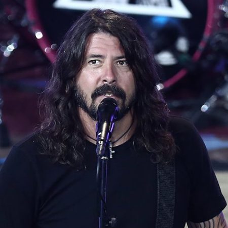 Dave Grohl Opens Up About Foo Fighters' New Record, Politics