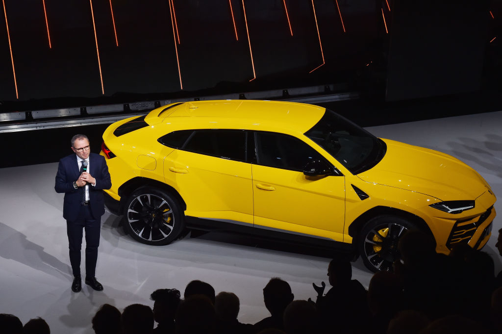 LAMBORGHINI URUS