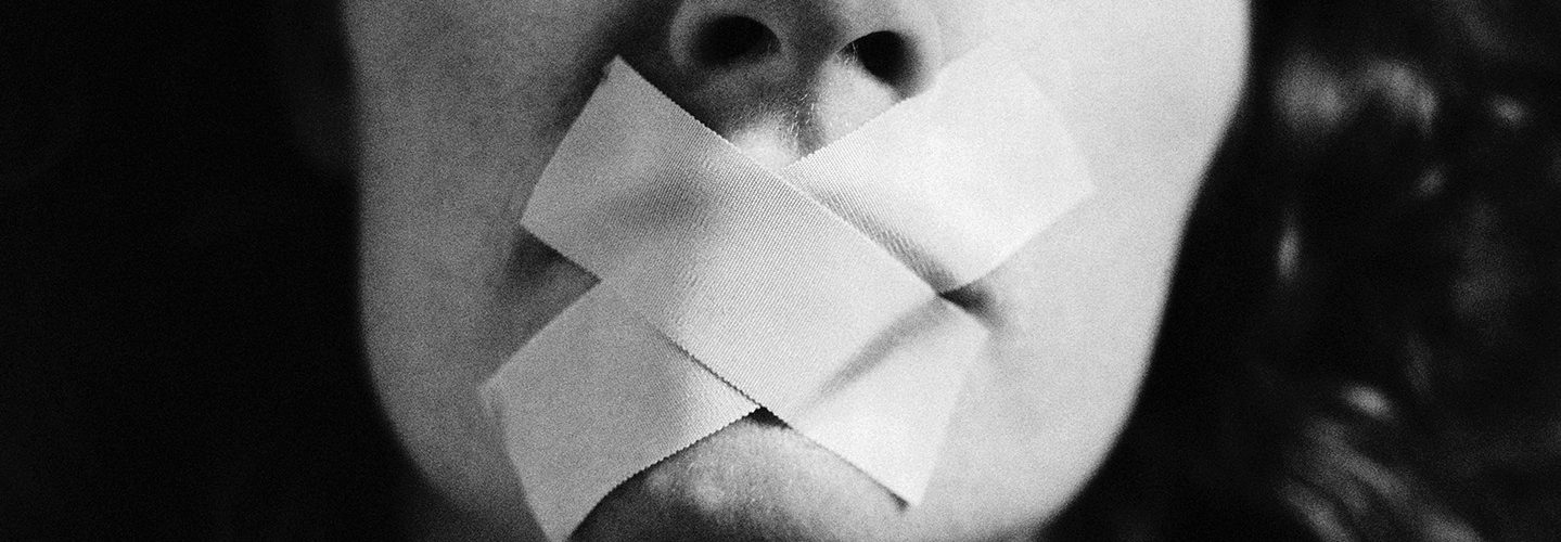 Why Do We Not Live in a Utopia of Public Discourse?