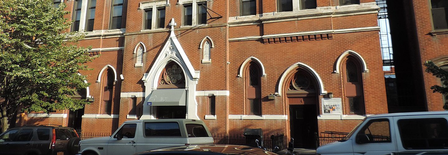Trinity School in NYC. (Wikipedia)
